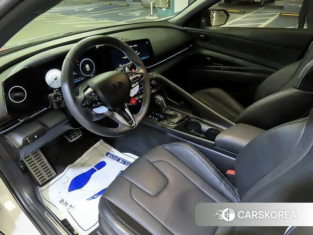 Hyundai The New Avante (CN7) 2024 Серебристо-серый из Кореи, фото 2