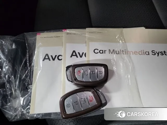 Hyundai Avante AD 2018 Белый из Кореи, фото 2