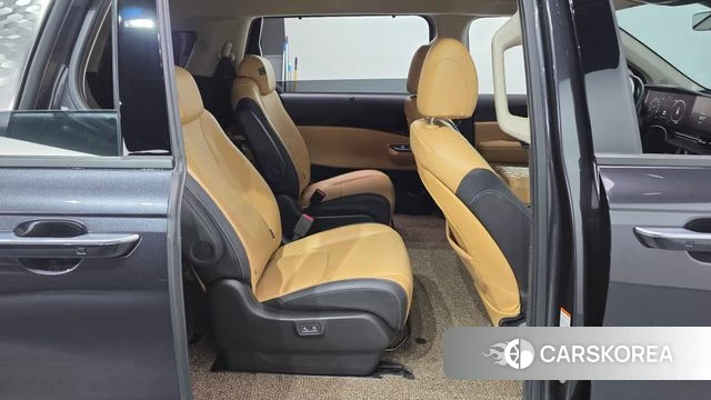 Kia Carnival 4th generation 2023 Серый из Кореи, фото 2