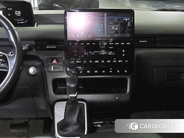 Hyundai Staria 2023 Белый из Кореи, фото 2