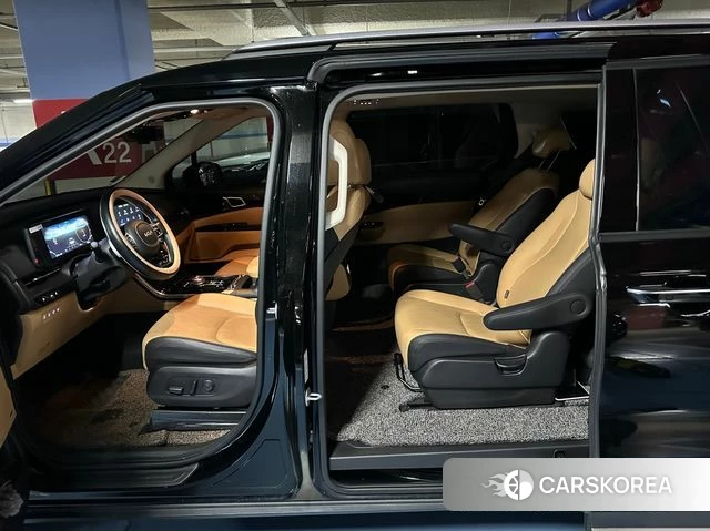 Kia Carnival 4th generation 2022 Черный из Кореи, фото 2