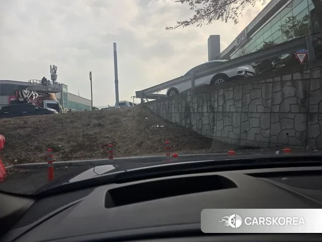 Kia EV6 2021 Синий из Кореи, фото 2