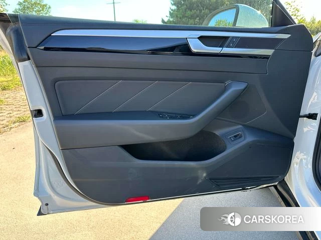 Volkswagen CC 2021 Белый из Китая, фото 2