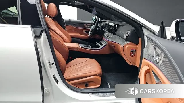 Mercedes-Benz CLS-Class C257 2022 Белый из Кореи, фото 2