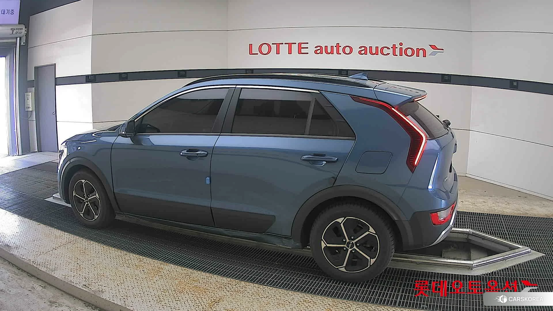 Kia Niro Hybrid 2022 Mineral Blue из Кореи, фото 2