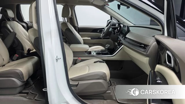 Kia Carnival 4th generation 2023 Белый из Кореи, фото 2