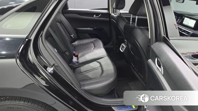 Kia K5 Hybrid 3rd Generation 2023 Черный из Кореи, фото 2