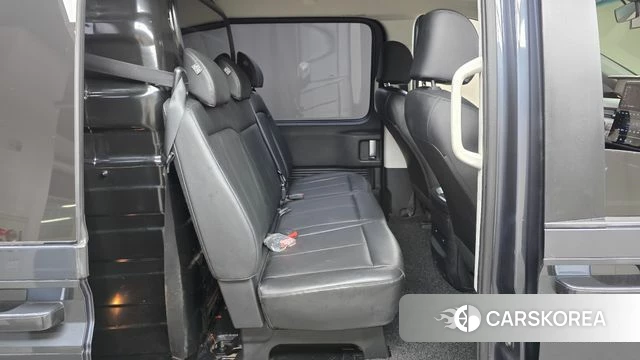 Hyundai Staria 2022 Серый из Кореи, фото 2