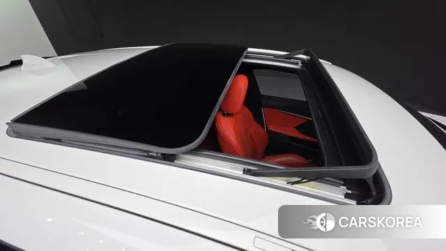 BMW 1 Series (F40) 2021 Белый из Кореи, фото 2