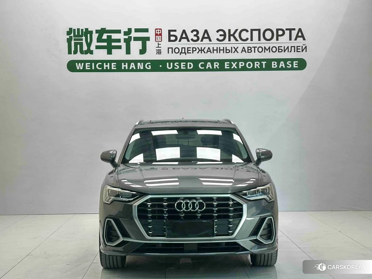 Audi Q3 2021 Темно-серый из Китая, фото 2