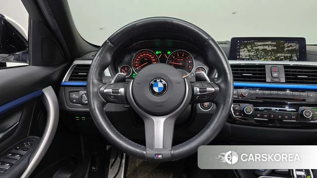 BMW 3 Series (F30) 2018 Белый из Кореи, фото 2