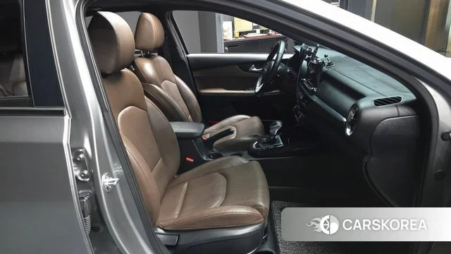 Kia Come New K3 2019 Серый из Кореи, фото 2