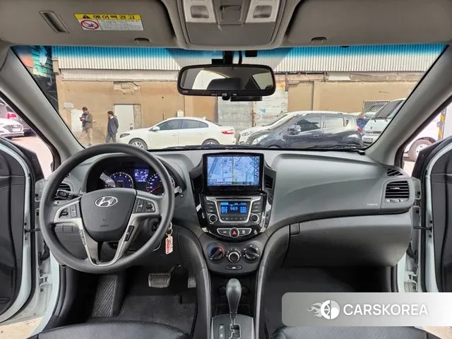 Hyundai Accent (New type) 2018 Белый из Кореи, фото 2