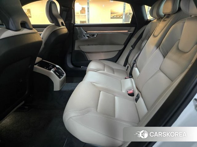 Volvo S90 2026 Белый из Кореи, фото 2