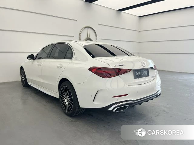 Mercedes-Benz Class C 2023 Белый из Китая, фото 2