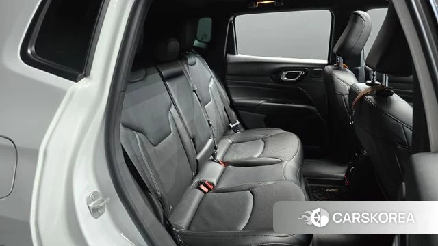 Jeep Compass 2nd Generation 2022 Белый из Кореи, фото 2