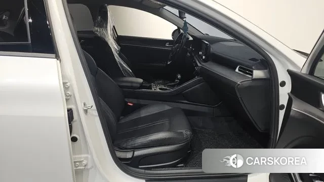 Kia K5 3rd generation 2022 Белый из Кореи, фото 2