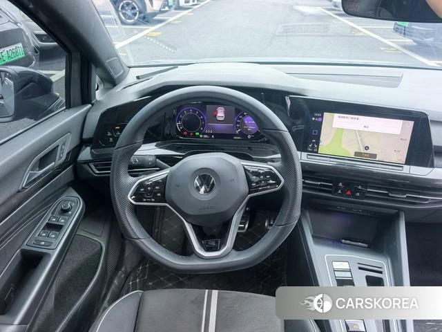 Volkswagen Golf 2023 Серебристо-серый из Китая, фото 2
