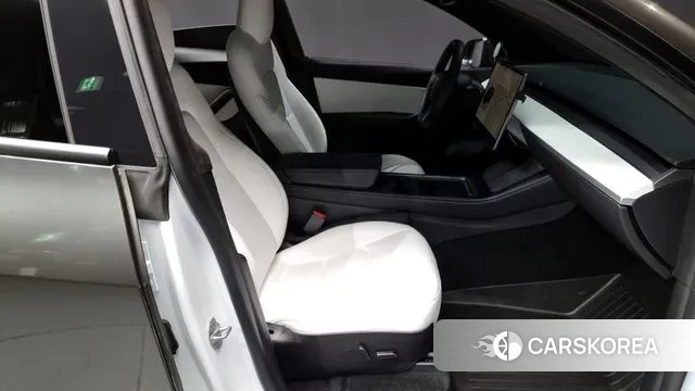 Tesla Model Y 2022 Серый из Кореи, фото 2