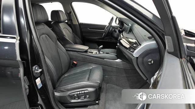 BMW X6 (F16) 2019 Черный из Кореи, фото 2