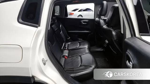 Jeep Compass 2nd Generation 2018 Белый из Кореи, фото 2