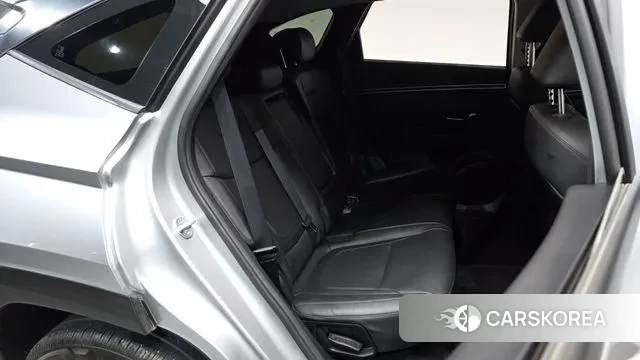 Hyundai The New Tucson (NX4) 2023 Серебряный из Кореи, фото 2