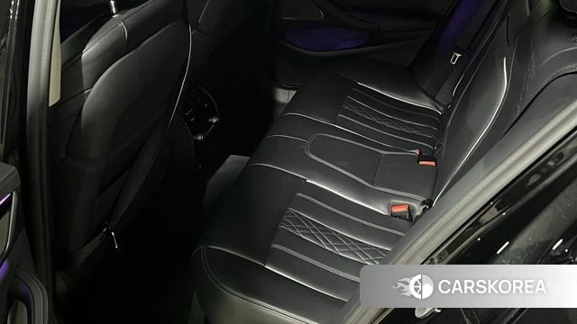 BMW 5 Series (G30) 2021 Черный из Кореи, фото 2