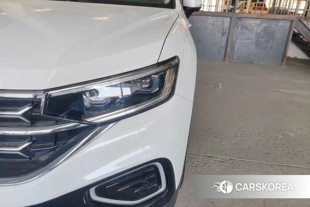 Volkswagen Tanyue 2023 Белый из Китая, фото 2