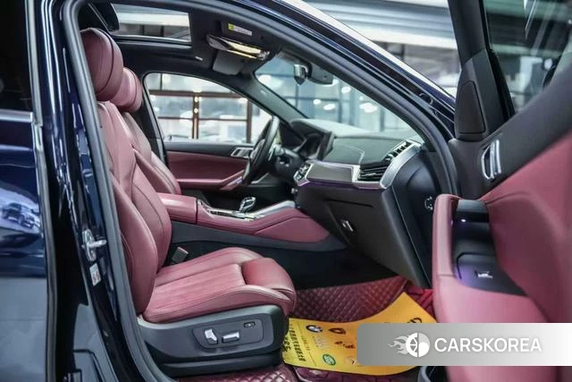 BMW X6 2021 Черный из Китая, фото 2