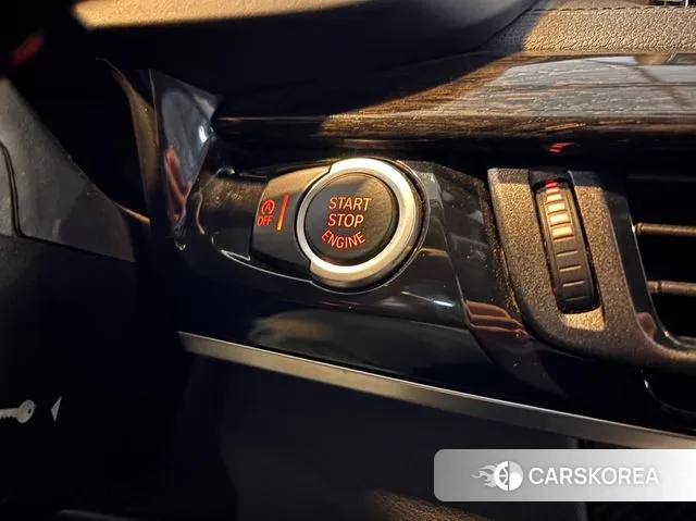 BMW X6 (F16) 2019 Черный из Кореи, фото 2