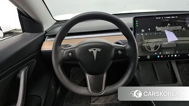 Tesla Model 3 2021 Белый из Кореи, фото 2