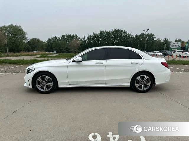 Mercedes-Benz Class C 2020 Белый из Китая, фото 2