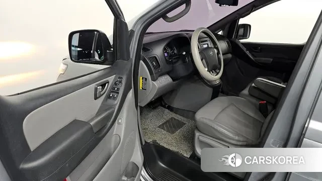 Hyundai The New Grand Starex 2018 Серебряный из Кореи, фото 2