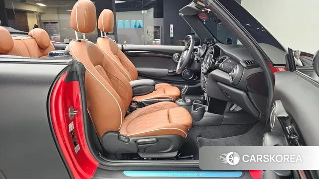 Mini Cooper S Convertible 2021 Черный из Кореи, фото 2