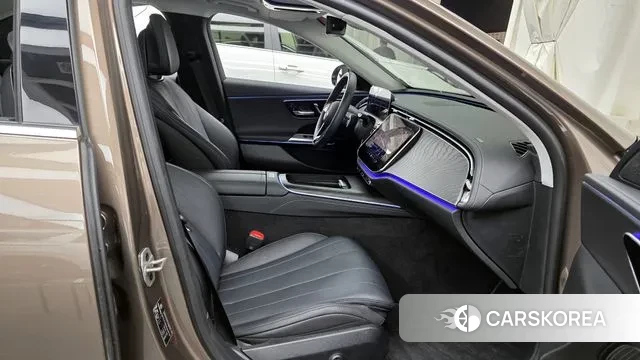 Mercedes-Benz E-Class W214 2024 Коричневый из Кореи, фото 2