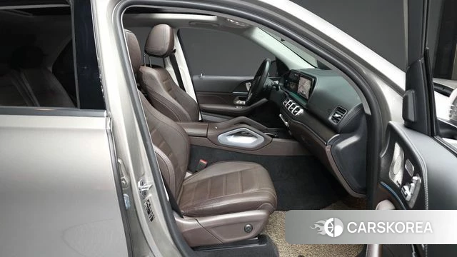 Mercedes-Benz GLE-Class W167 2023 Серебристо-серый из Кореи, фото 2
