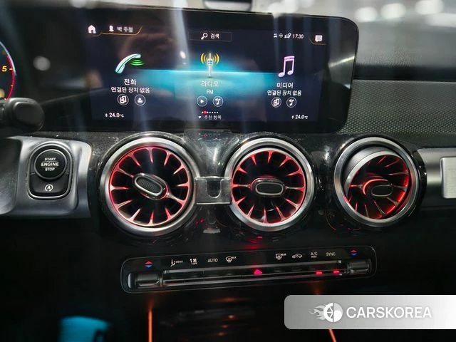 Mercedes-Benz GLB-Class X247 2021 Черный из Кореи, фото 2
