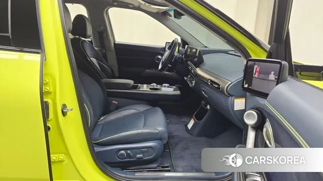 Genesis GV60 2021 Светло-зеленый из Кореи, фото 2