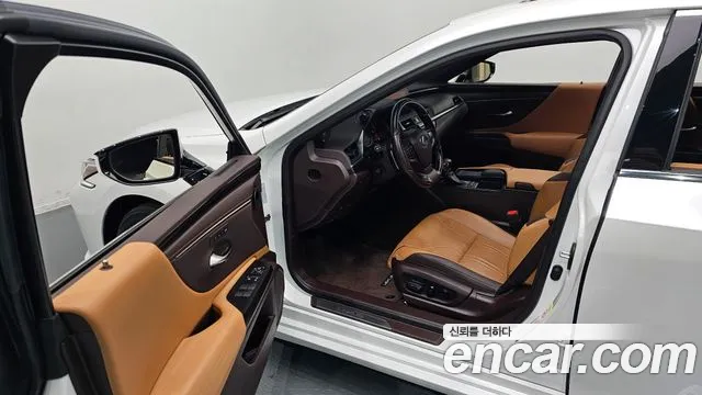 Lexus ES300h 7th generation id 2710521 из Кореи 2