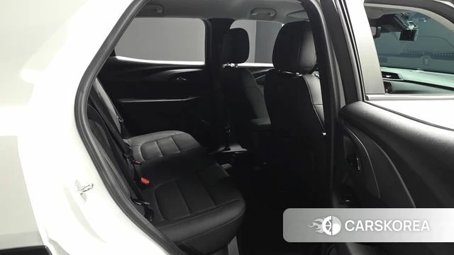 Chevrolet (GM Daewoo) Trailblazer 2021 Белый из Кореи, фото 2