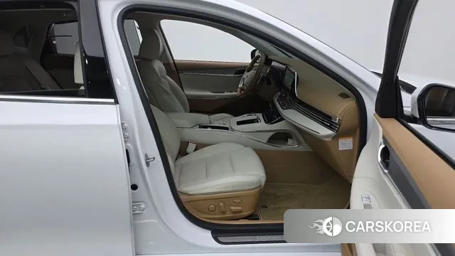 Hyundai The New Grandeur IG Hybrid 2022 Белый из Кореи, фото 2