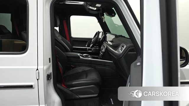 Mercedes-Benz G-Class W463b 2024 Белый из Кореи, фото 2