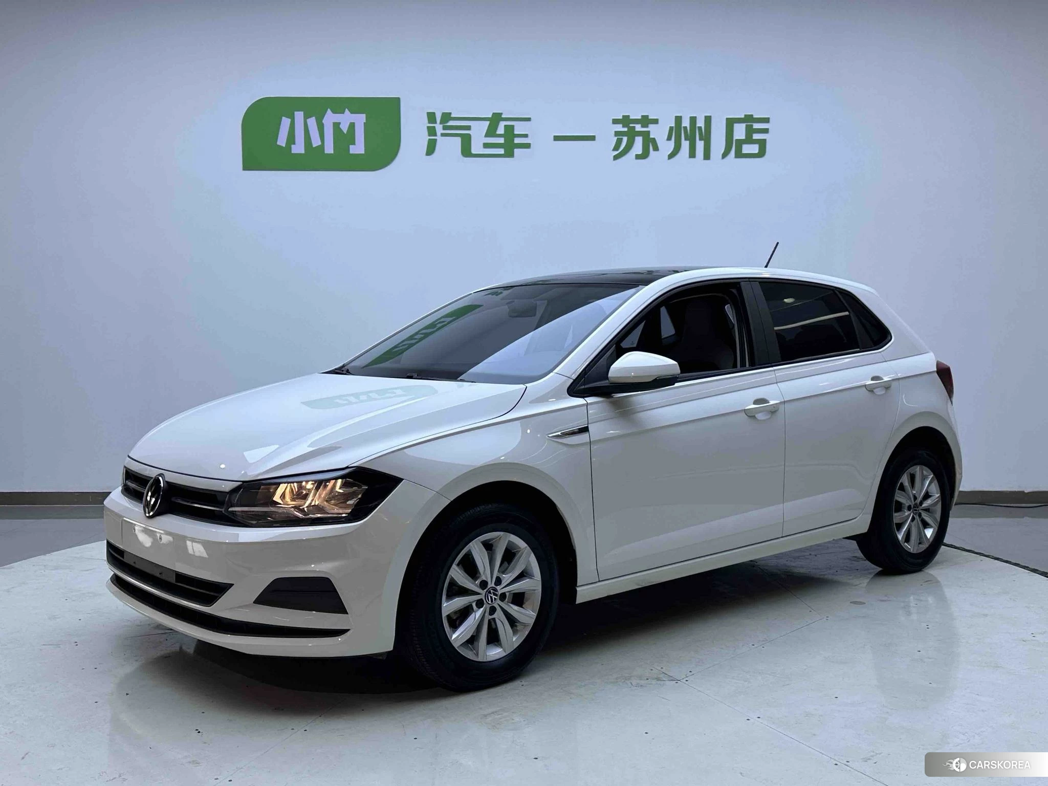 Volkswagen Polo 2021 Белый из Китая, фото 2