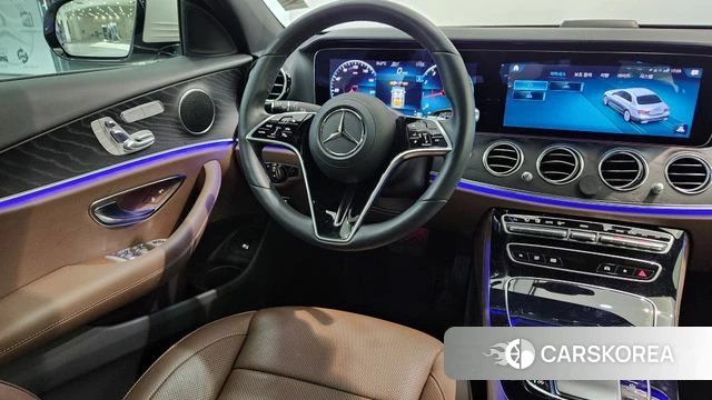 Mercedes-Benz E-Class W213 2023 Белый из Кореи, фото 2