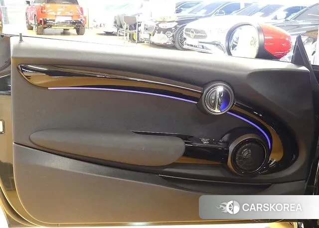 Mini Cooper S 2023 Темно-зеленый из Кореи, фото 2