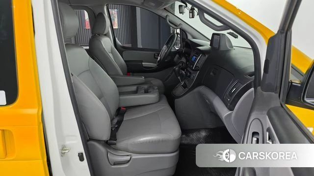Hyundai The New Grand Starex 2019 Желтый из Кореи, фото 2
