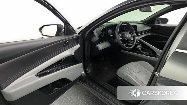 Hyundai The New Avante (CN7) 2023 Серый из Кореи, фото 2