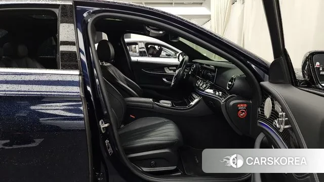 Mercedes-Benz E-Class W213 2021 Синий из Кореи, фото 2