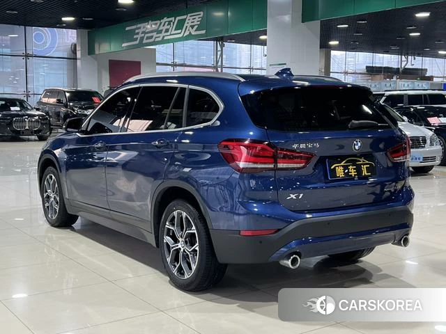 BMW X1 2021 Синий из Китая, фото 2