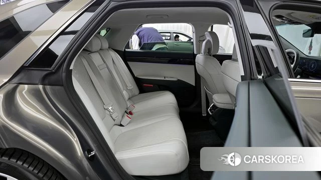 Hyundai Grandeur (GN7) 2024 Серый из Кореи, фото 2